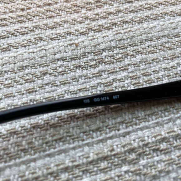 Gucci Made in Italy black frames. - Picture 2 of 5